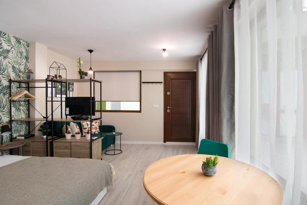 The Cozy Studio, Centre Apartment *